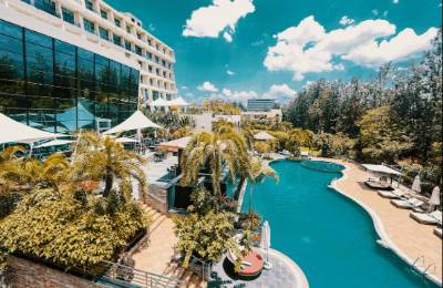 黄金周部分酒店遇冷，老板降价求生