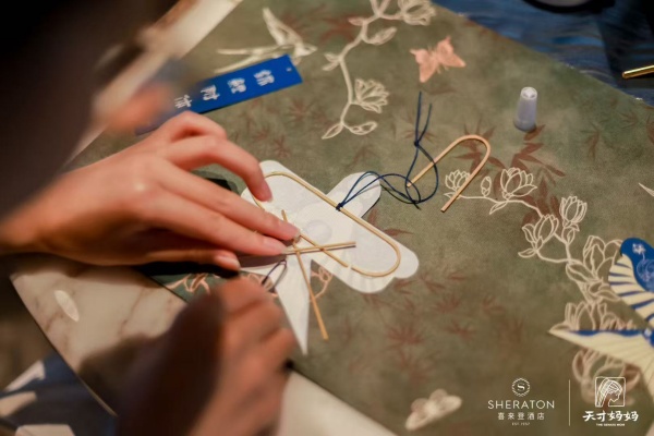 1758872345.jpg 纸鸢风铃.jpg