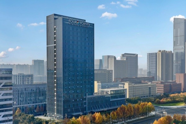 1768059440.jpg fp-hfeph-exterior-daylight-40411_Classic-Hor.jpg