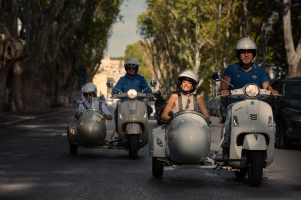 1765384965.jpg Minor_Hotels_Rome_Lifestyle_Vespa_Morning.jpg