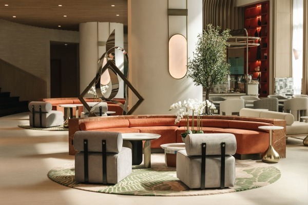 3. 迪拜朱美拉湖塔铂尔曼酒店公区_副本.jpg