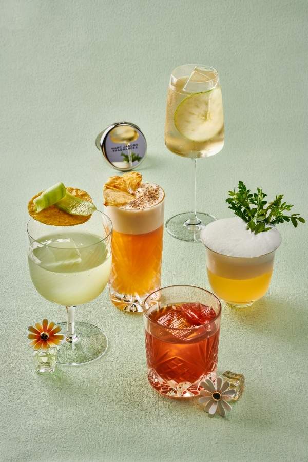 Marc Jacobs Fragrance节日联名定制鸡尾酒_副本.jpg