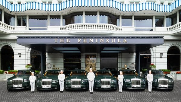 香港半岛酒店劳斯莱斯幻影长轴版轿车_副本.jpg
